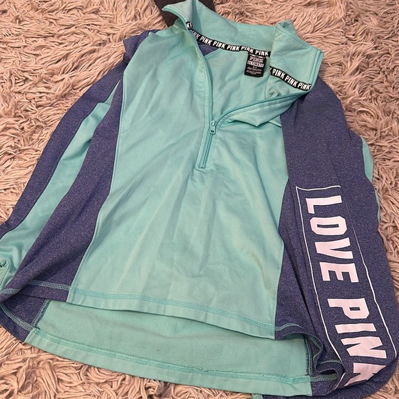 Lot of 9 VS Pink tops, sweatshirts, and fleeces - Picture 10 of 13